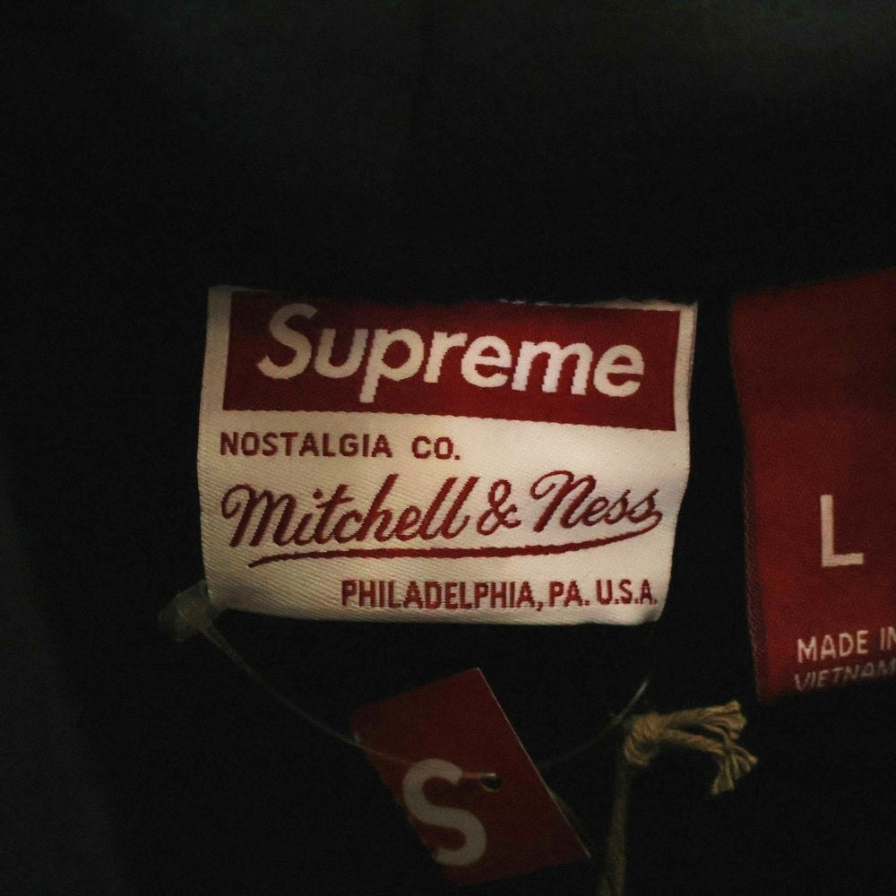 SUPREME(シュプリーム) 24AW ×Mitchell&Ness NCAA Hooded Sweatshirt ミッチェルアンドネス プルオーバースウェットパーカー フーディー ブラック