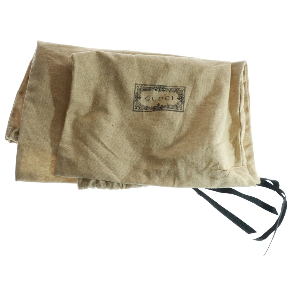 GUCCI(グッチ) GGエンボス レザーローカットスニーカー ブラック 669582