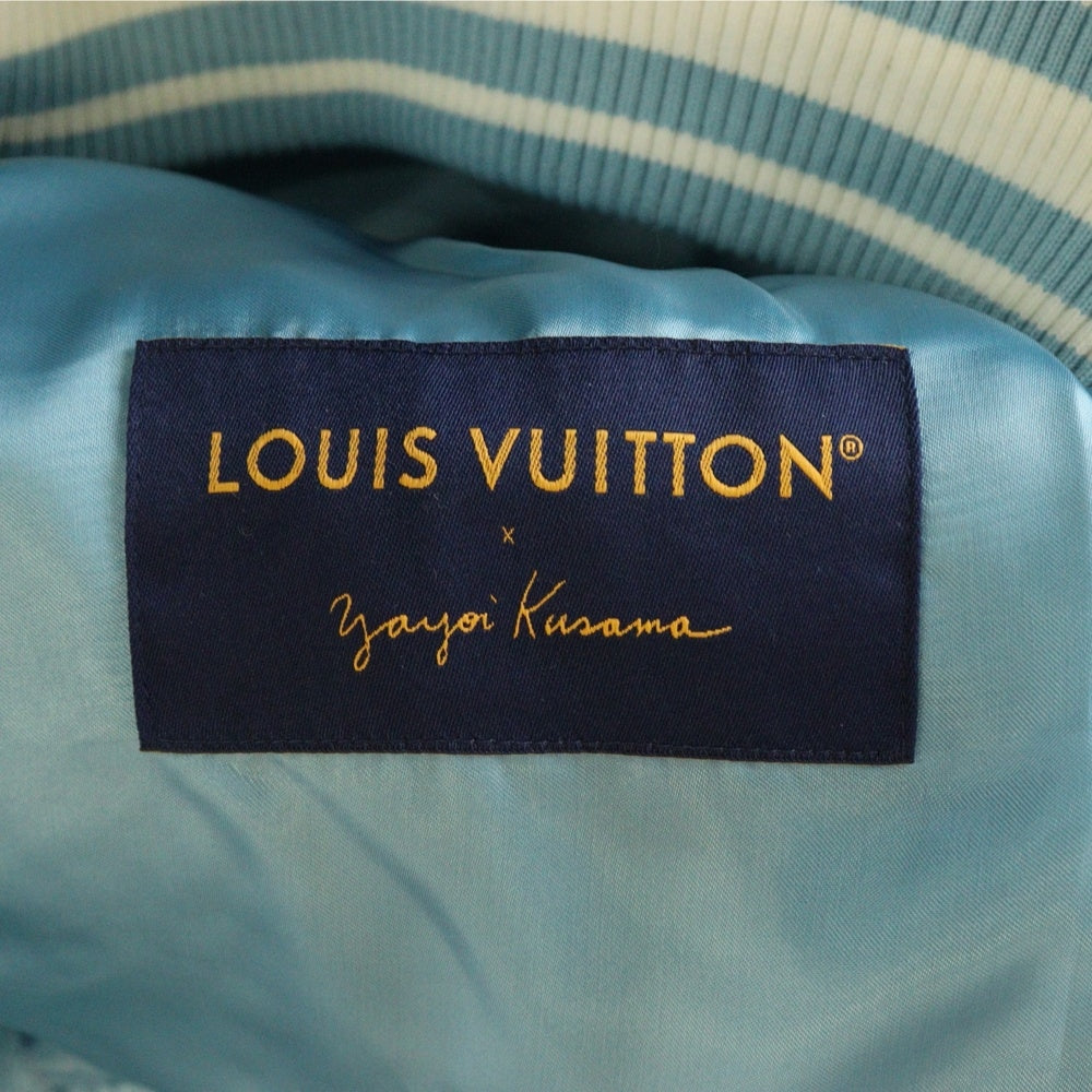 LOUIS VUITTON(ルイヴィトン) 23AW × 草間彌生 パッチワーク バーシティレザー切り替えジャケット スタジャン ブルー/ホワイト RM232H VN6 HOL30E