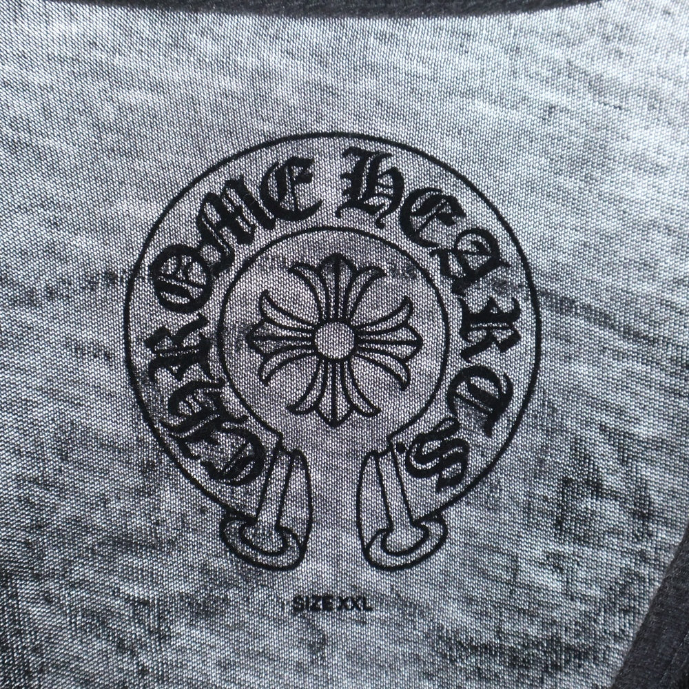 CHROME HEARTS(クロムハーツ) CH HENRY T-SHIRT バックホースシュープリント ヘンリーネック七分丈Tシャツ グレー