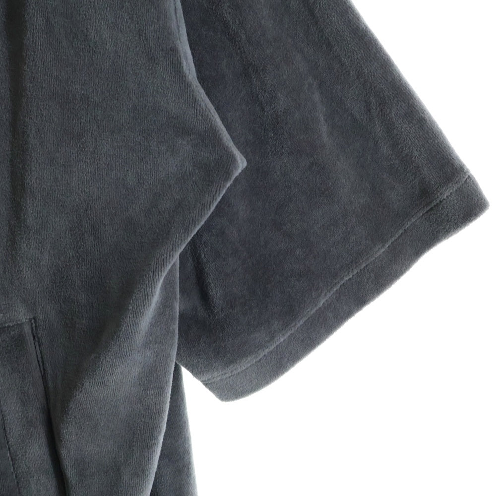 FEAR OF GOD ESSENTIALS(フィアオブゴッド エッセンシャルズ) VELOR TRACK SHIRT ハーフジップ ベロア半袖シャツ グレー