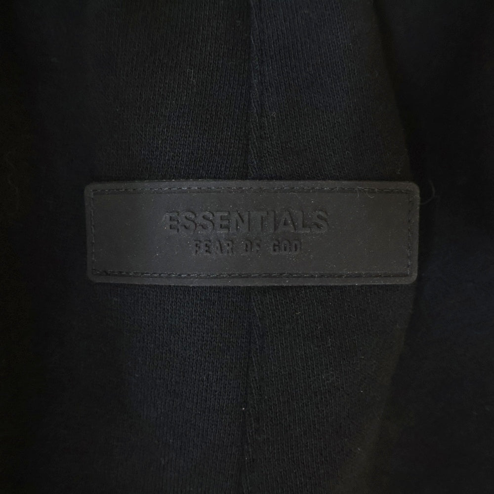 FEAR OF GOD ESSENTIALS(フィアオブゴッド エッセンシャルズ) SHORT PANTS ラバーロゴ スウェットハーフパンツ ショーツ ブラック