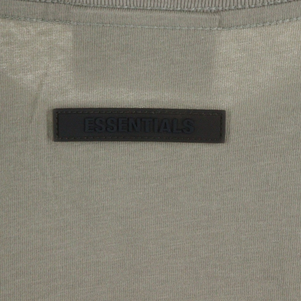 FEAR OF GOD ESSENTIALS(フィアオブゴッド エッセンシャルズ) S/S T-SHIRT バックラバーロゴ 半袖Tシャツ ベージュ
