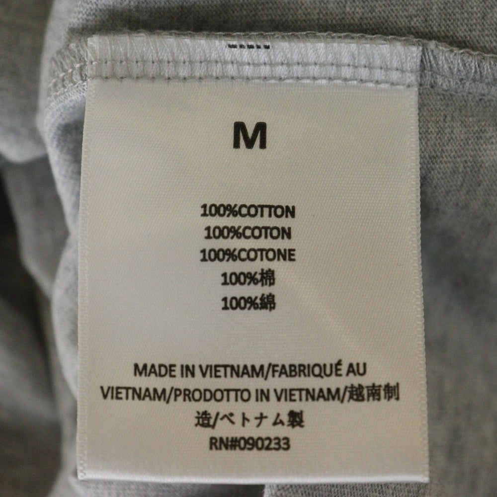 FEAR OF GOD ESSENTIALS(フィアオブゴッド エッセンシャルズ) L/S T-SHIRT ラバーロゴ 長袖Tシャツ ロンT グレー