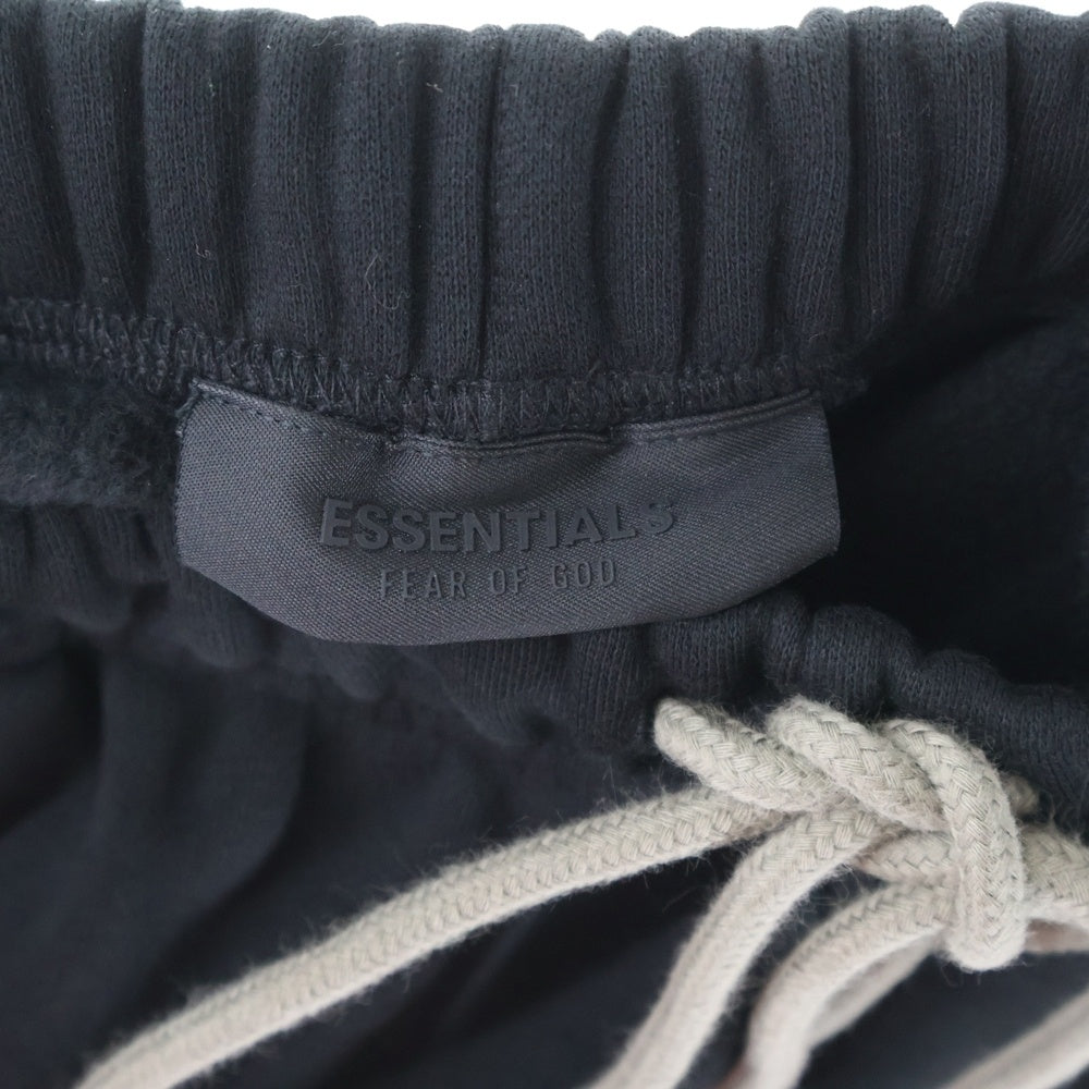 FEAR OF GOD ESSENTIALS(フィアオブゴッド エッセンシャルズ) SHORT PANTS ラバーロゴ スウェットハーフパンツ ショーツ ブラック