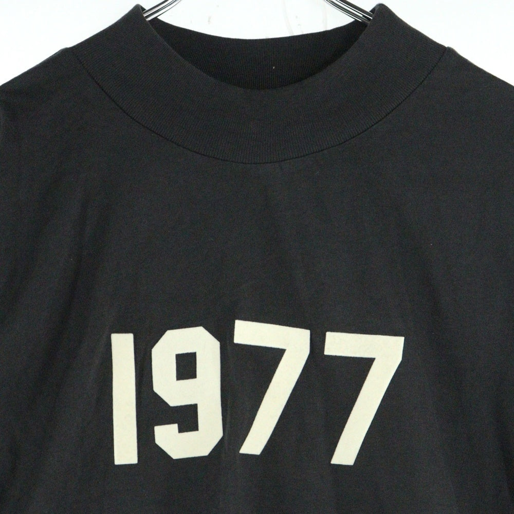FEAR OF GOD ESSENTIALS(フィアオブゴッド エッセンシャルズ) L/S T-SHIRT 1977 長袖Tシャツ ロンT グレー