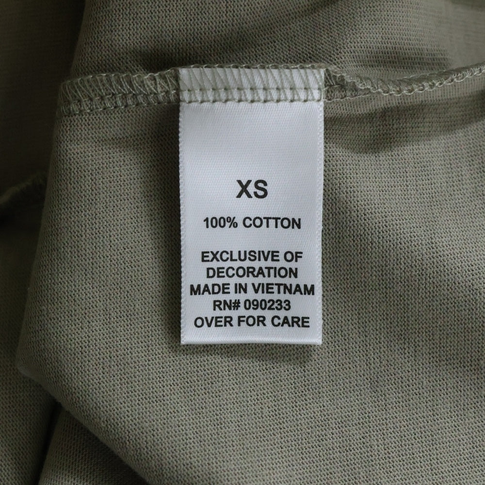 FEAR OF GOD ESSENTIALS(フィアオブゴッド エッセンシャルズ) S/S T-SHIRT バックラバーロゴ半袖Tシャツ ベージュ