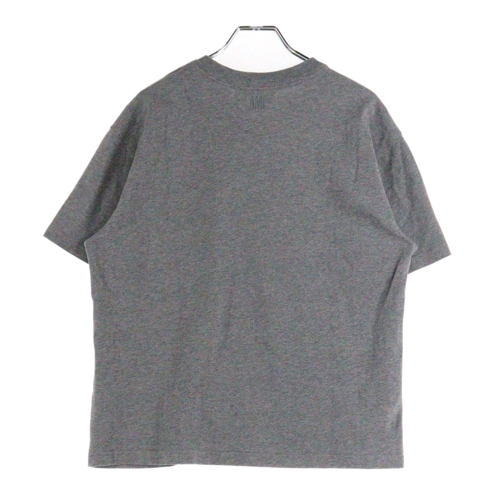 AMI Alexandre Mattiussi(アミアレクサンドルマテュッシ) AMI DE COEUR T-Shirt ハートロゴ刺繍 半袖Tシャツ グレー UTS004.726