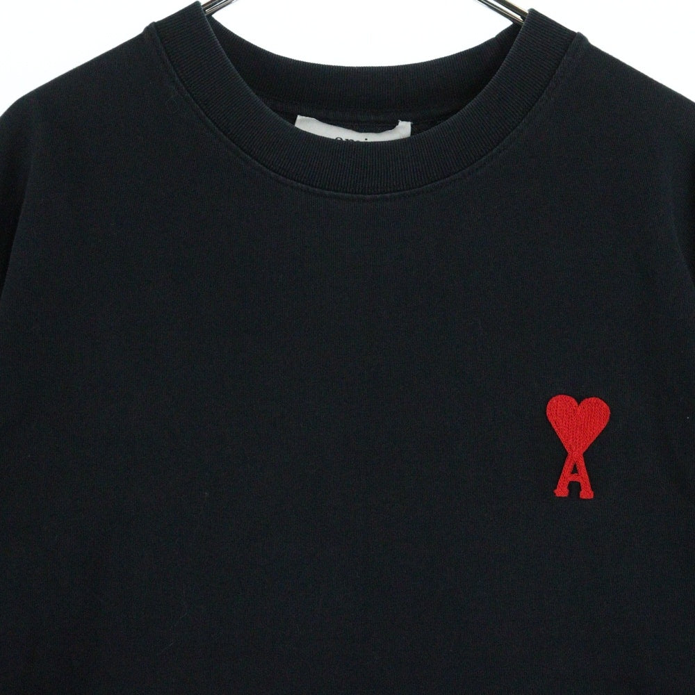 AMI Alexandre Mattiussi(アミアレクサンドルマテュッシ) AMI DE COEUR T-Shirt ハートロゴ刺繍 半袖Tシャツ ブラック UTS004.726