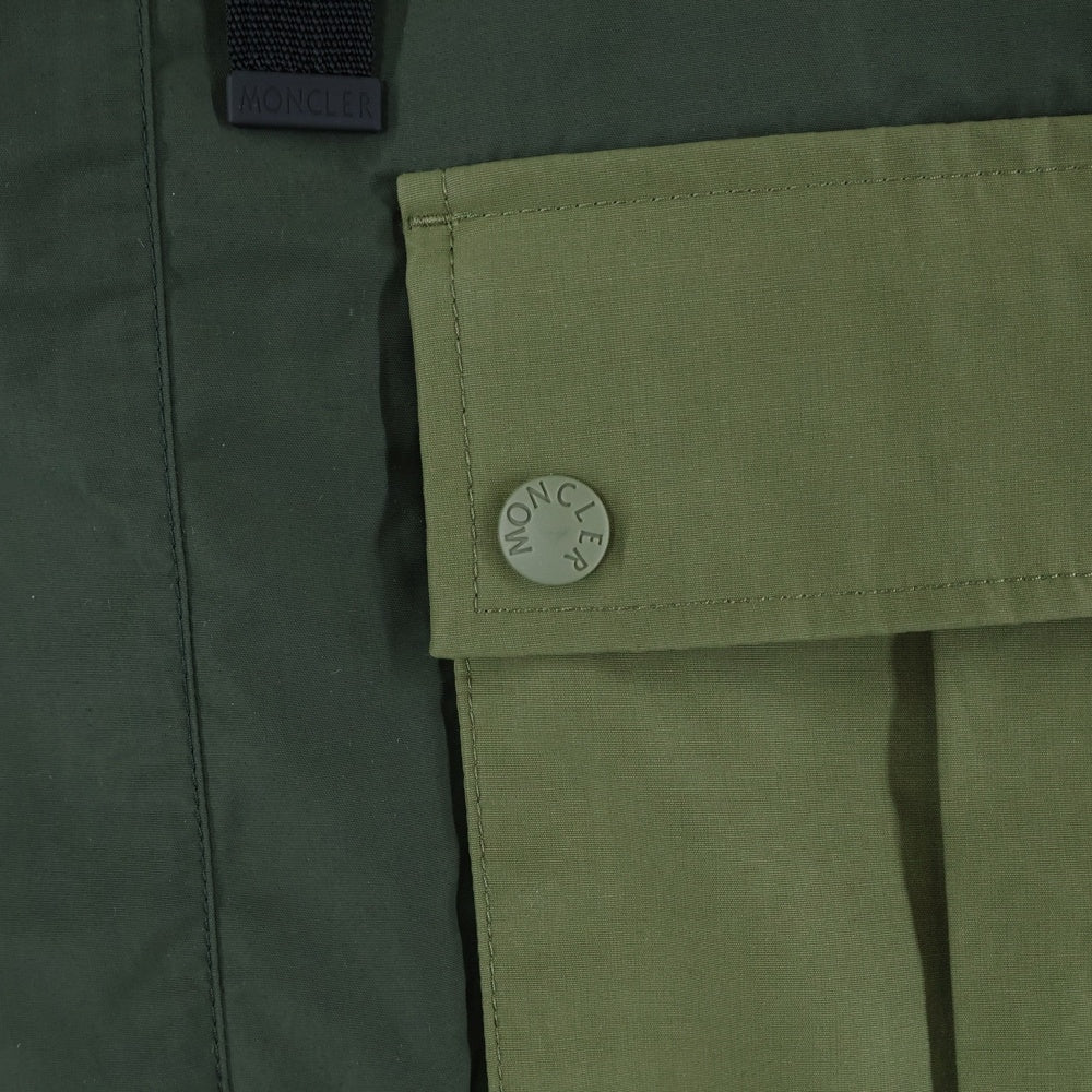 MONCLER(モンクレール) 23AW PHARRELL WILLIAMS PANTALONE ファレルウィリアムス ショーツ切替 ナイロンカーゴパンツ カーキ I209R2A0001