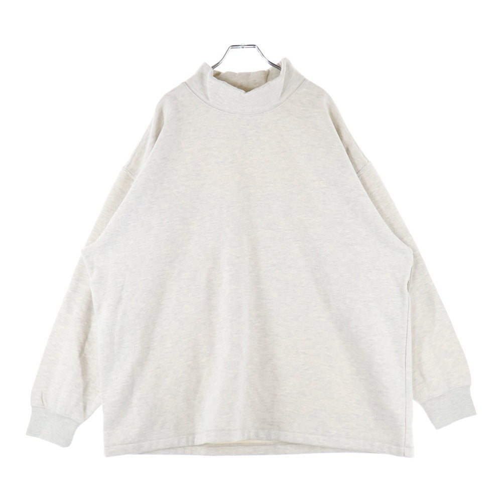 FEAR OF GOD ESSENTIALS(フィアオブゴッド エッセンシャルズ) MOCKNECK SWEATSHIRT バックフェルトロゴ モックネックスウェットトレーナー グレージュ