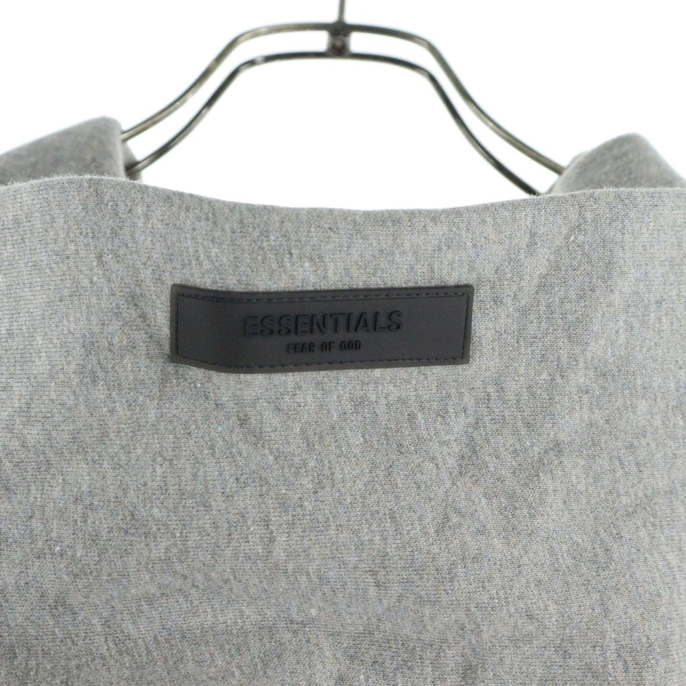 FEAR OF GOD ESSENTIALS(フィアオブゴッド エッセンシャルズ) HOODIE バックフェルトロゴ プルオーバースウェットパーカー フーディー グレー