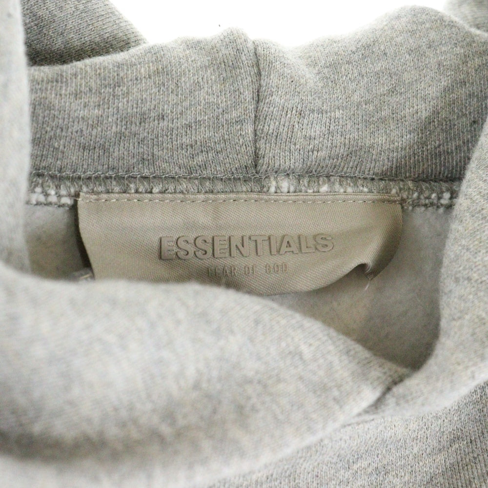 FEAR OF GOD ESSENTIALS(フィアオブゴッド エッセンシャルズ) HOODIE バックフェルトロゴ プルオーバースウェットパーカー フーディー グレー