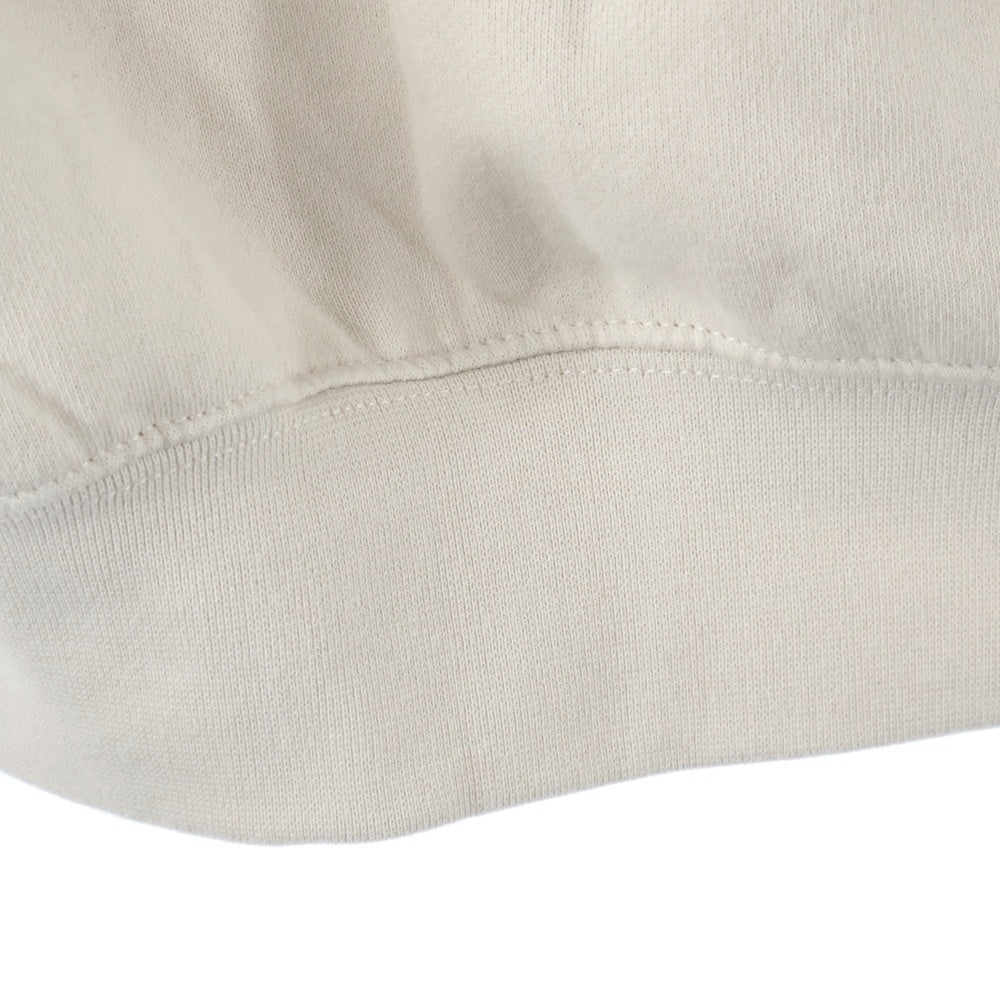 FEAR OF GOD ESSENTIALS(フィアオブゴッド エッセンシャルズ) SWEATSHIRT フェルトロゴ クルーネックスウェットトレーナー アイボリー