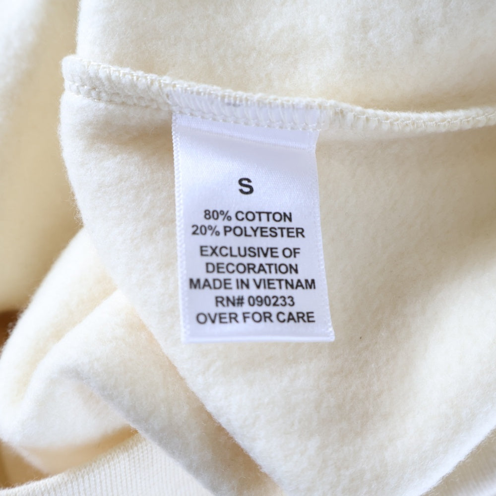 FEAR OF GOD ESSENTIALS(フィアオブゴッド エッセンシャルズ) SWEATSHIRT バックラバーロゴ クルーネックスウェットトレーナー アイボリー