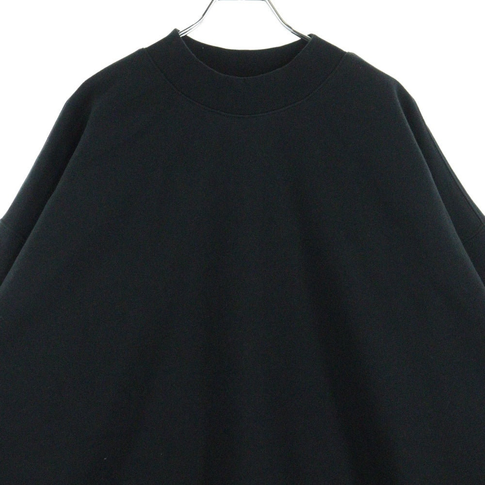 FEAR OF GOD ESSENTIALS(フィアオブゴッド エッセンシャルズ) SWEATSHIRT バックフェルトロゴ クルーネックスウェットトレーナー ブラック