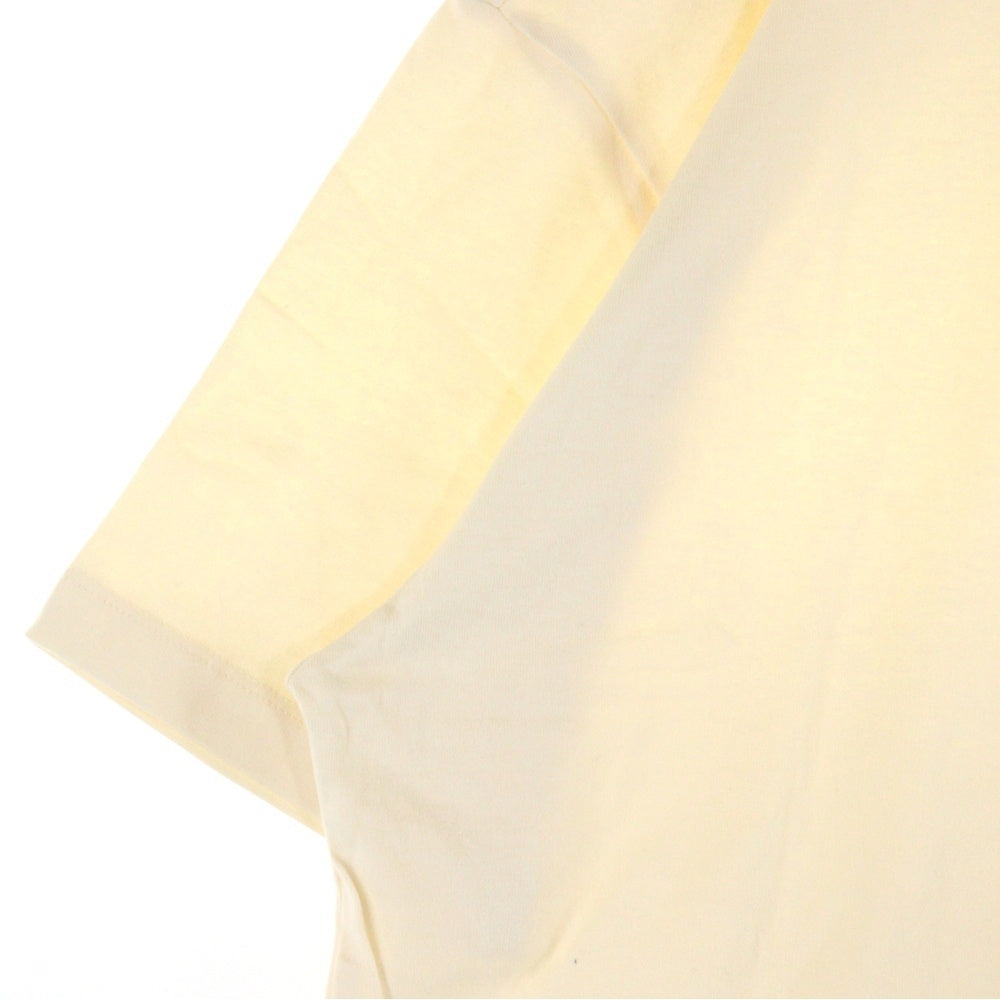 FEAR OF GOD ESSENTIALS(フィアオブゴッド エッセンシャルズ) S/S T-SHIRT フェルトロゴ 半袖Tシャツ アイボリー