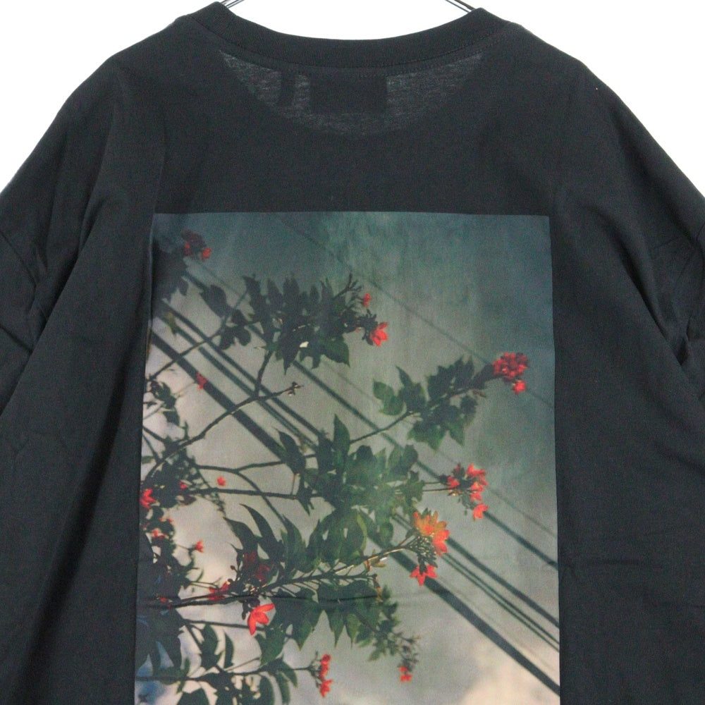FEAR OF GOD ESSENTIALS(フィアオブゴッド エッセンシャルズ) S/S T-SHIRT FLOWER フラワーフォト 半袖Tシャツ ブラック