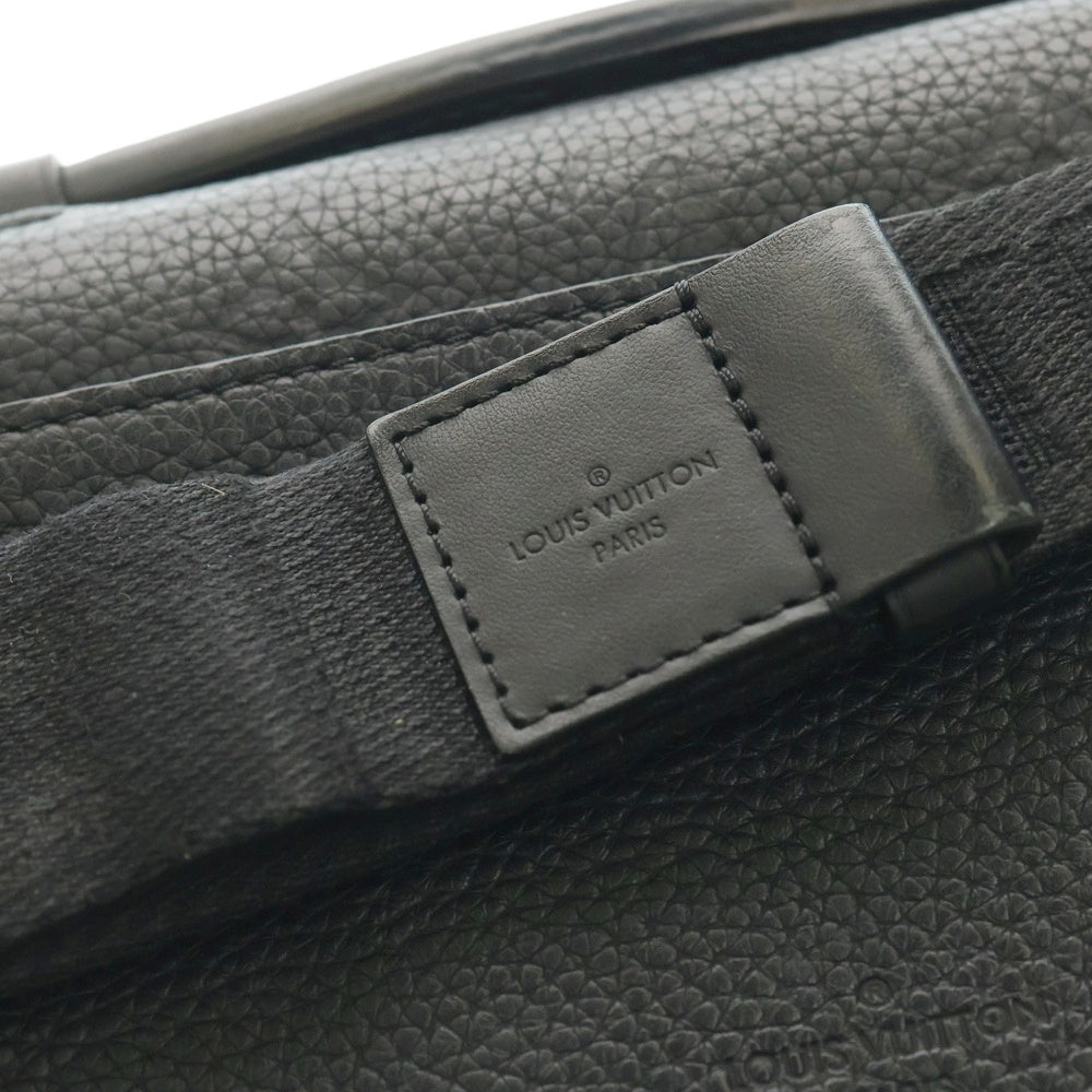 LOUIS VUITTON(ルイヴィトン) トリヨン モノグラム Sロック スリングバッグ レザーショルダーバッグ ブラック M58487