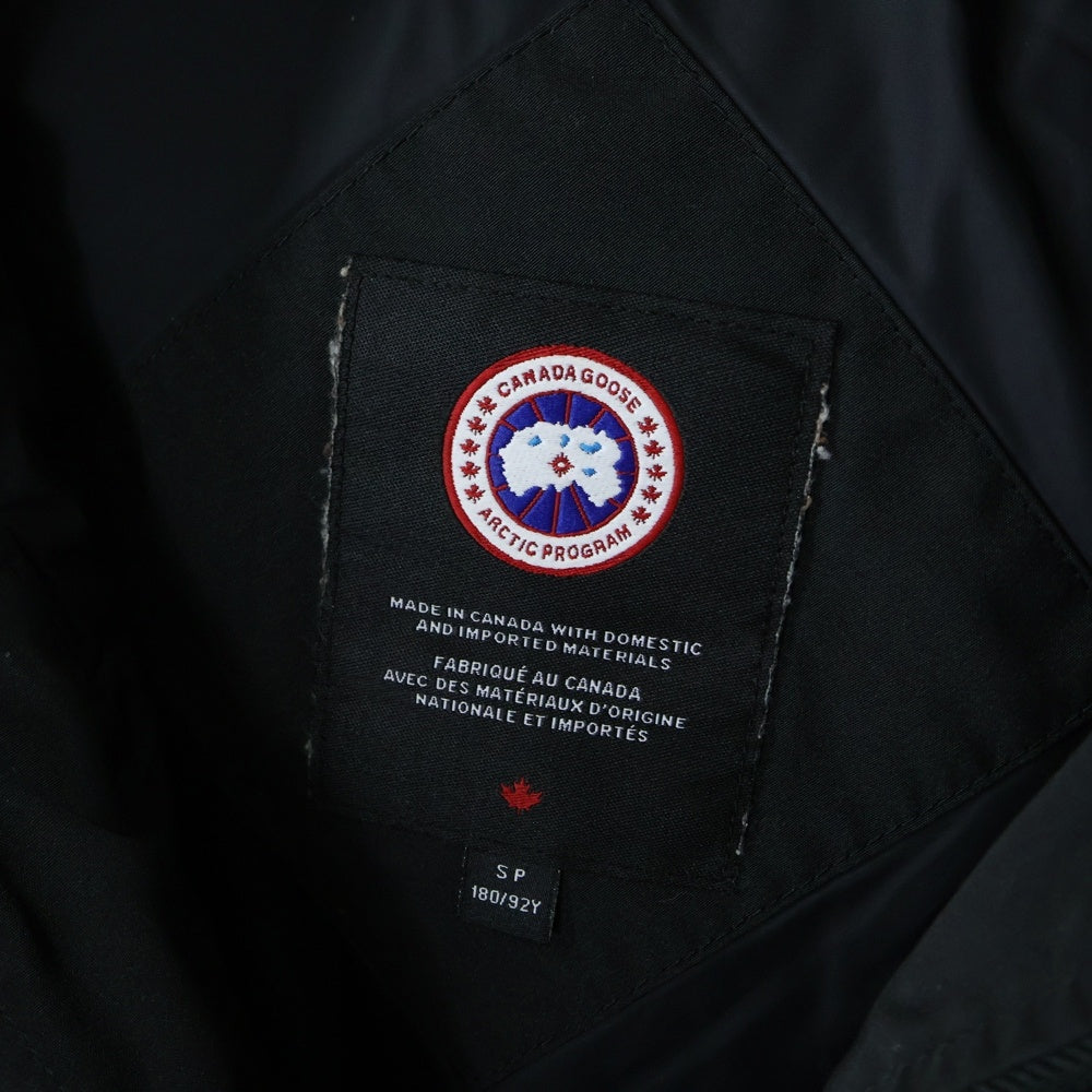 CANADA GOOSE(カナダグース) WYNDHAM PARKA BLACK LABEL ブラックレーベル ウィンダムパーカー ロゴワッペン ダウンジャケット ブラック 2048MB