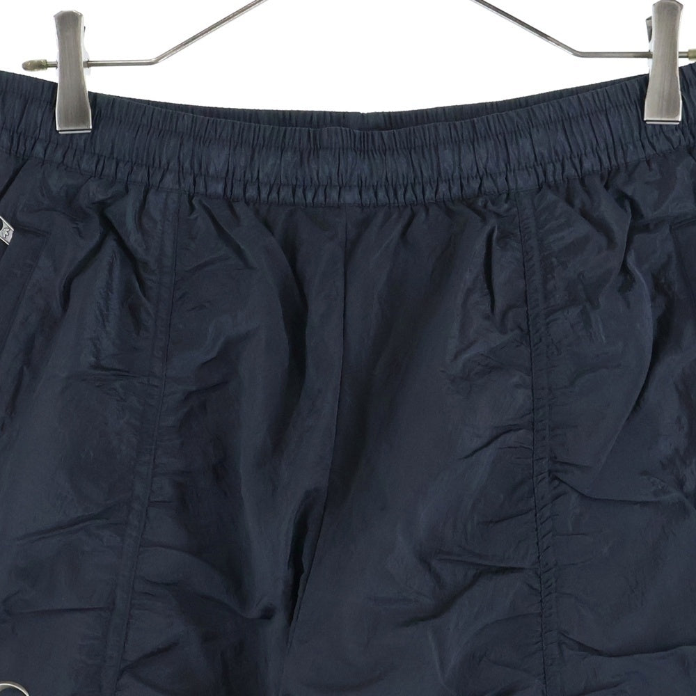 THUG CLUB(サグクラブ) ×adidas WOVEN TRACKPANTS アディダス ロゴプレート ナイロントラックパンツ グレー KC2200