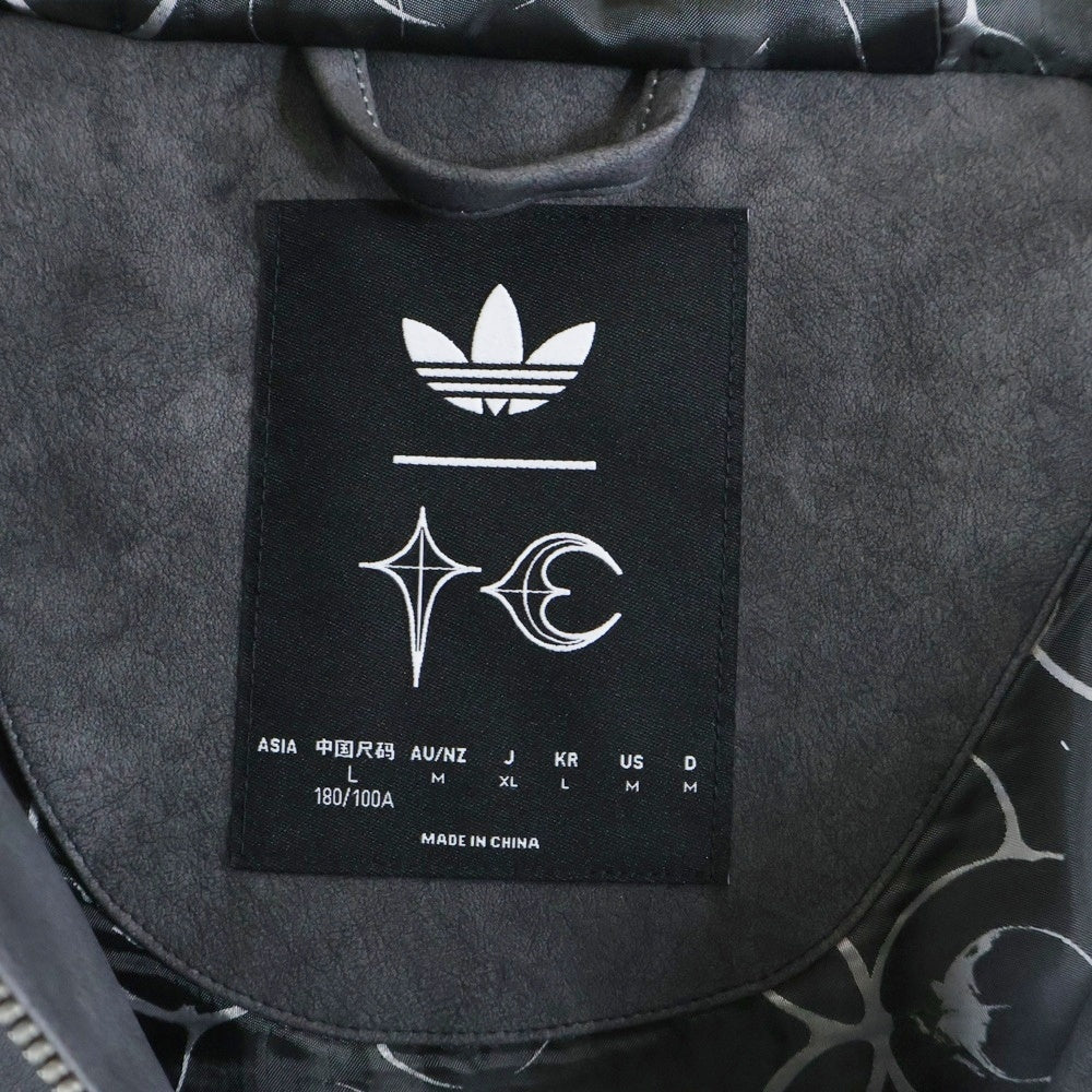 THUG CLUB(サグクラブ) ×adidas TEAMGEIST FAUX LEATHER JACKET アディダス ロゴプレート フェイクレザージャケット KC2231