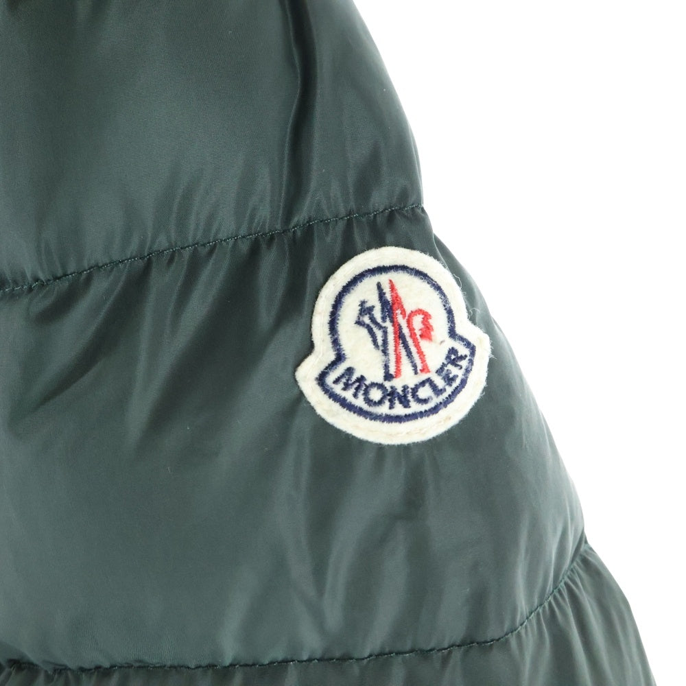 MONCLER(モンクレール) CANUT ロゴパッチ フーデッド ダウンジャケット カーキ 32091413114554155
