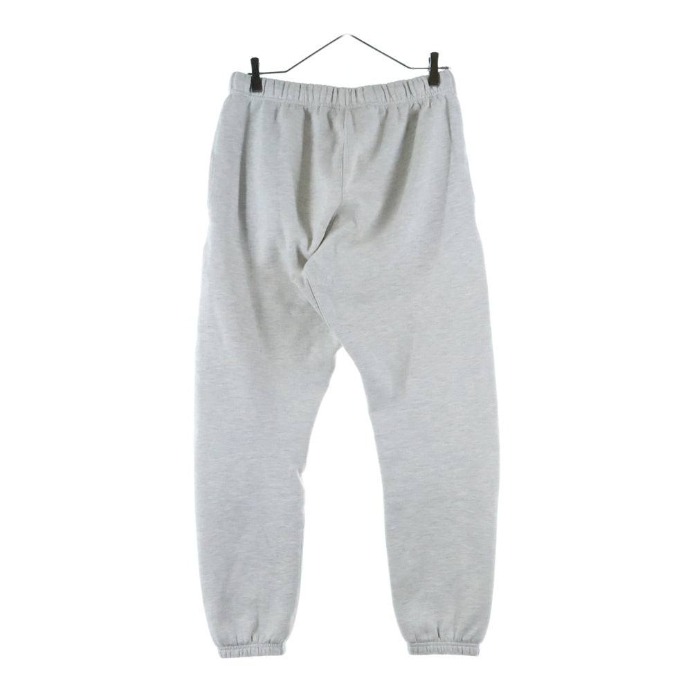 FEAR OF GOD ESSENTIALS(フィアオブゴッド エッセンシャルズ) SWEATPANTS フェルトロゴ スウェットパンツ グレー