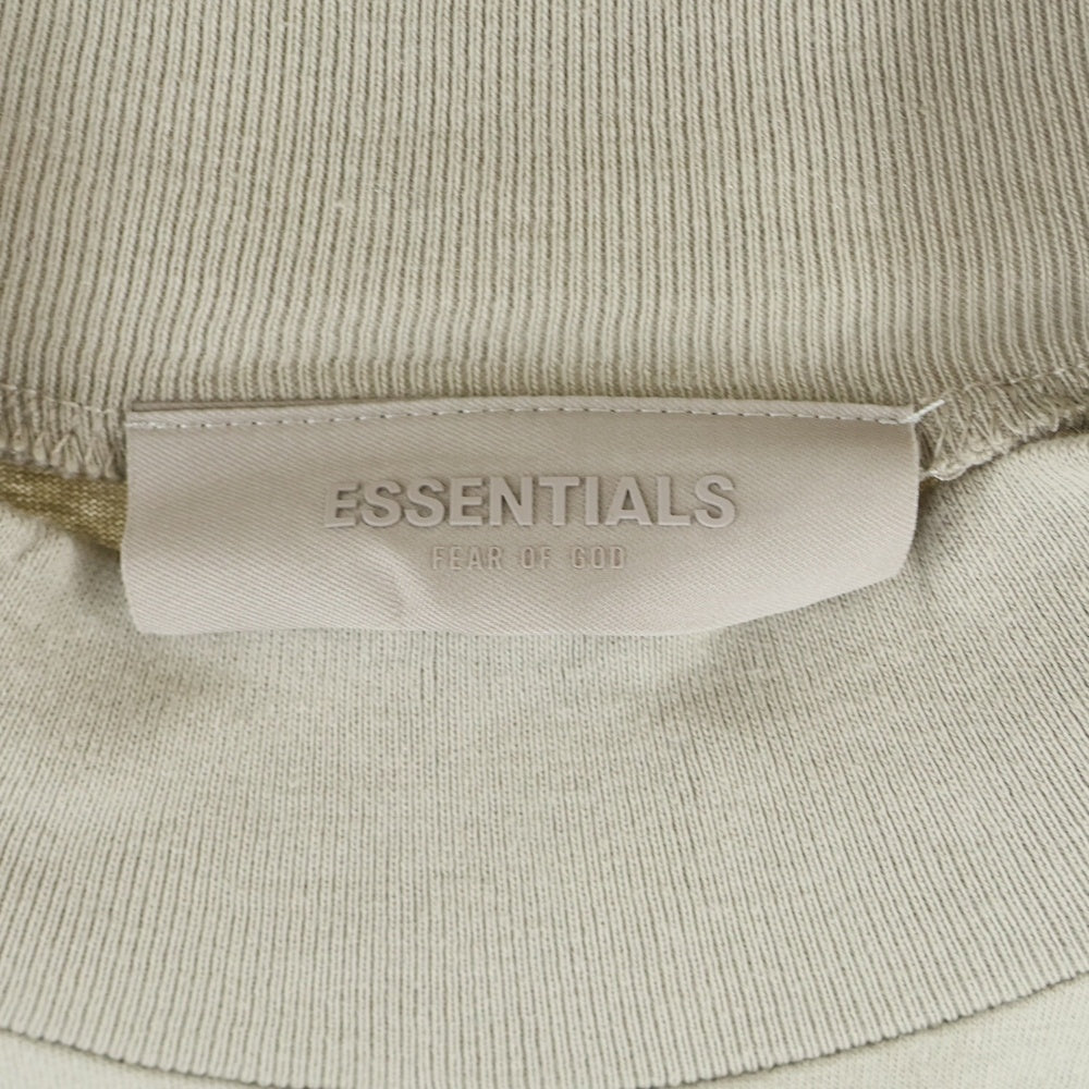 FEAR OF GOD ESSENTIALS(フィアオブゴッド エッセンシャルズ) L/S T-SHIRT フェルトロゴ 長袖Tシャツ ロンT ベージュ