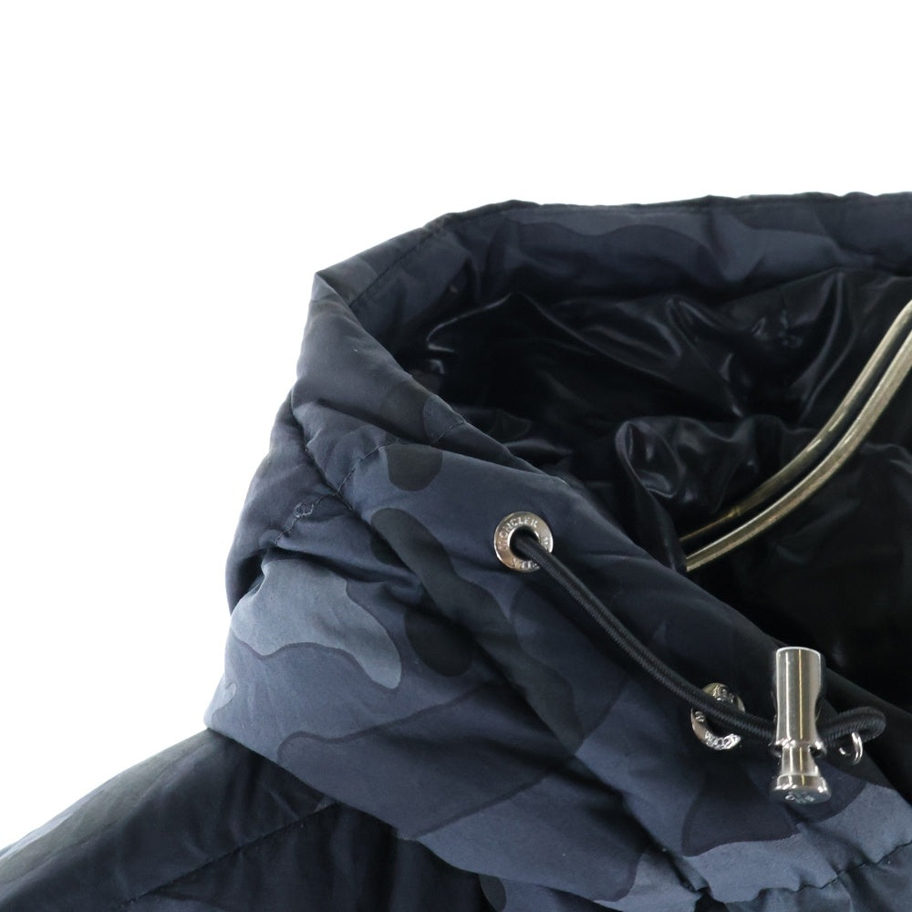 MONCLER(モンクレール) AITON GIUBBOTTO カモフラージュ 迷彩ダウンジャケット ネイビー D20914188405 549X4