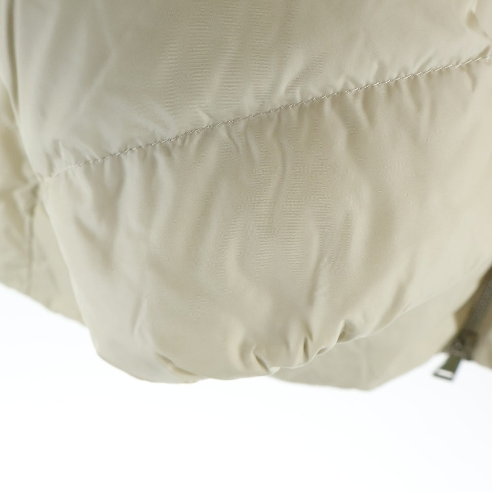 MONCLER(モンクレール) 22AW GUERY ショート ダウンジャケット ホワイト H20931A00076