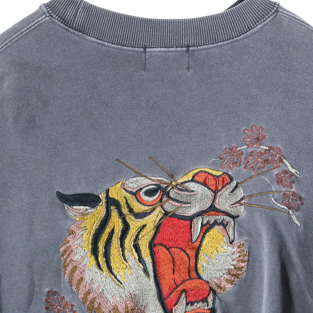 SCHOTT(ショット) SOUVENIR CREW SWEAT スーベニア 虎刺繍 クルーネックスウェットトレーナー グレー