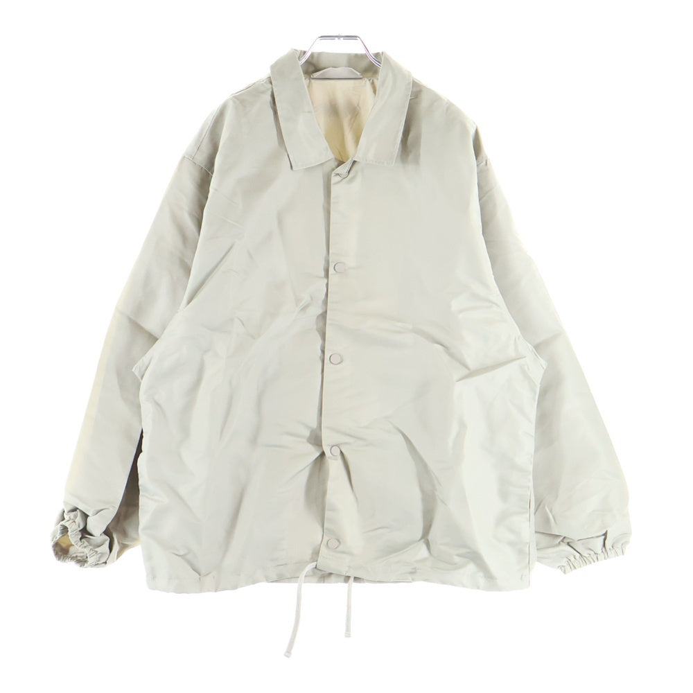FEAR OF GOD ESSENTIALS(フィアオブゴッド エッセンシャルズ) NYLON COACH JACKET 1977 ナイロンコーチジャケット ベージュ