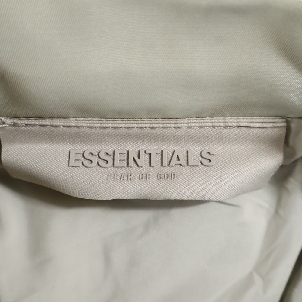 FEAR OF GOD ESSENTIALS(フィアオブゴッド エッセンシャルズ) NYLON COACH JACKET 1977 ナイロンコーチジャケット ベージュ