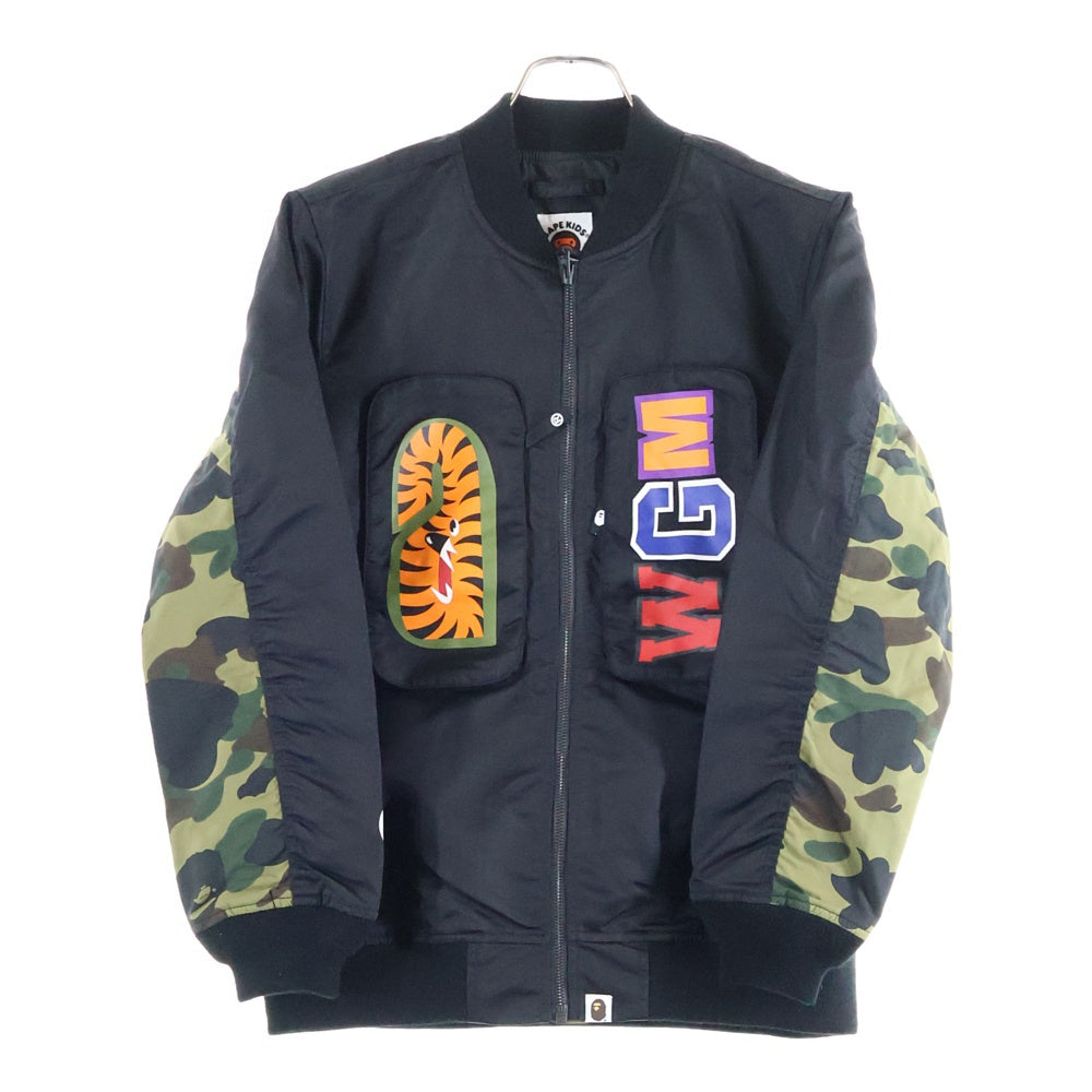A BATHING APE(アベイシングエイプ) Nylon Jacket シャークロゴ