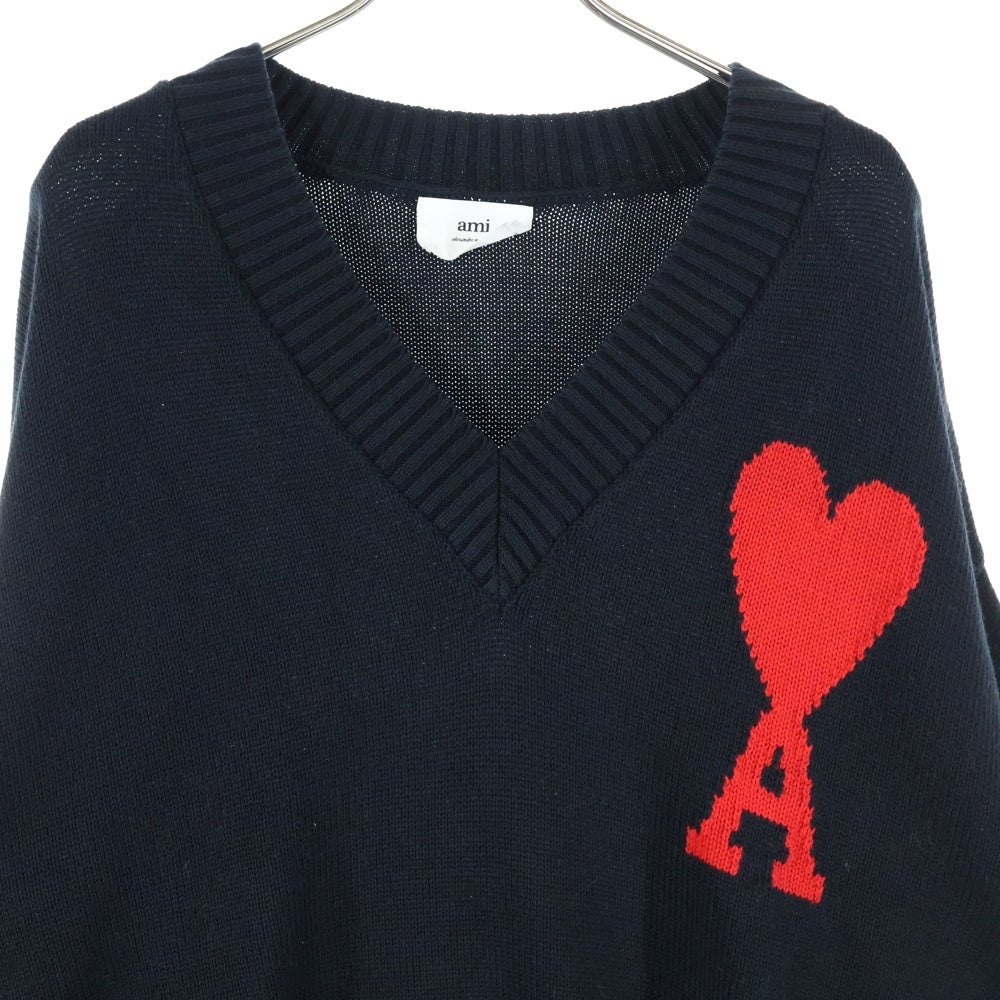 AMI Alexandre Mattiussi(アミアレクサンドルマテュッシ) V NECK SWEATER ハートロゴ Vネックニットセーター ネイビー HKC001.001
