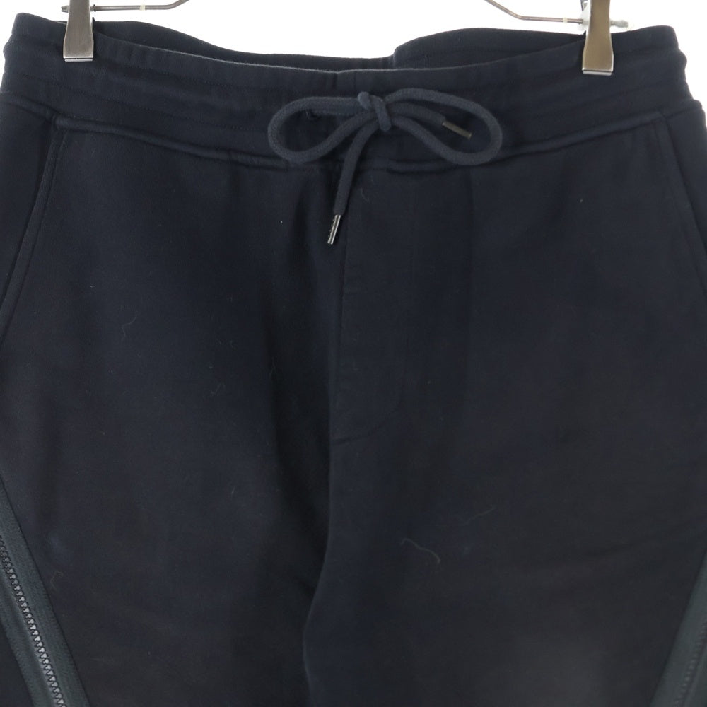C.P. Company(シーピーカンパニー) 24SS Diagonal Raised Fleece Sweatpants サイドジップ スウェットパンツ ブラック 16CMSP084A-005086W