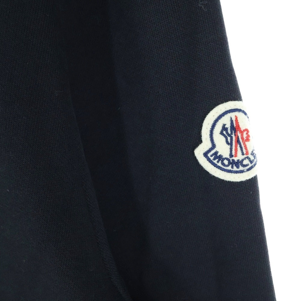 MONCLER(モンクレール) 23AW FELPA GIROCOLLO NORTH POLE SWEATSHIRT ノースポールフロントラバーデザインスウェットトレーナー I20918G00028