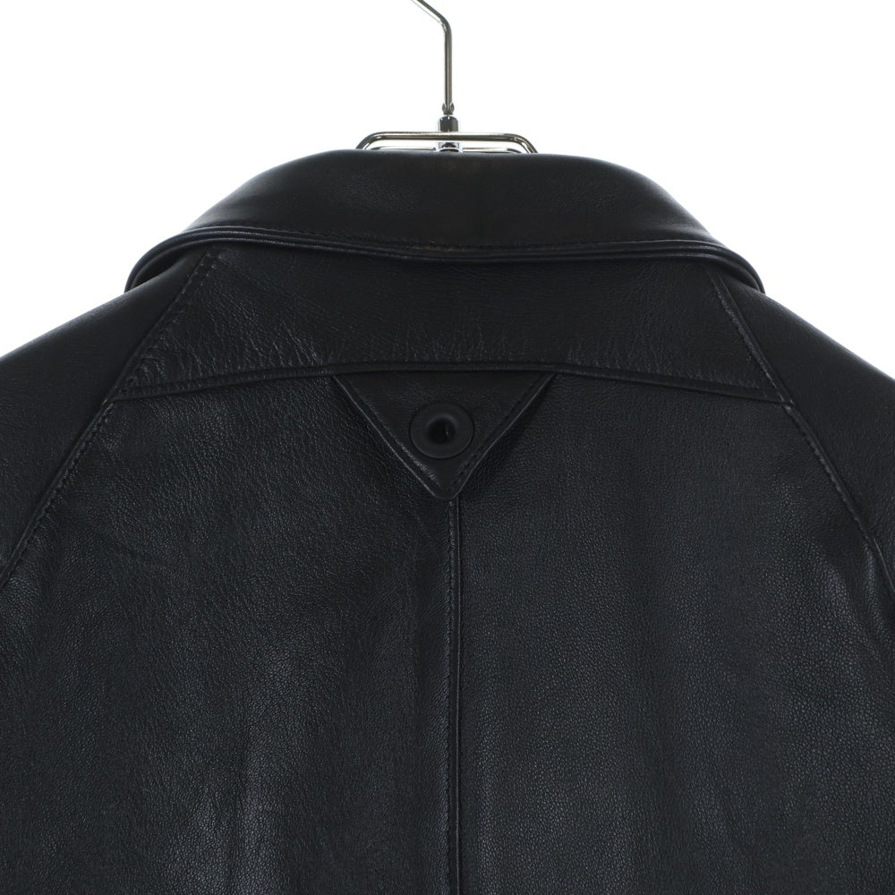 White mountaineering × Schottレザーコーチジャケット ホワイト マウンテニアリングxショッによるレザーコーチジャケットが