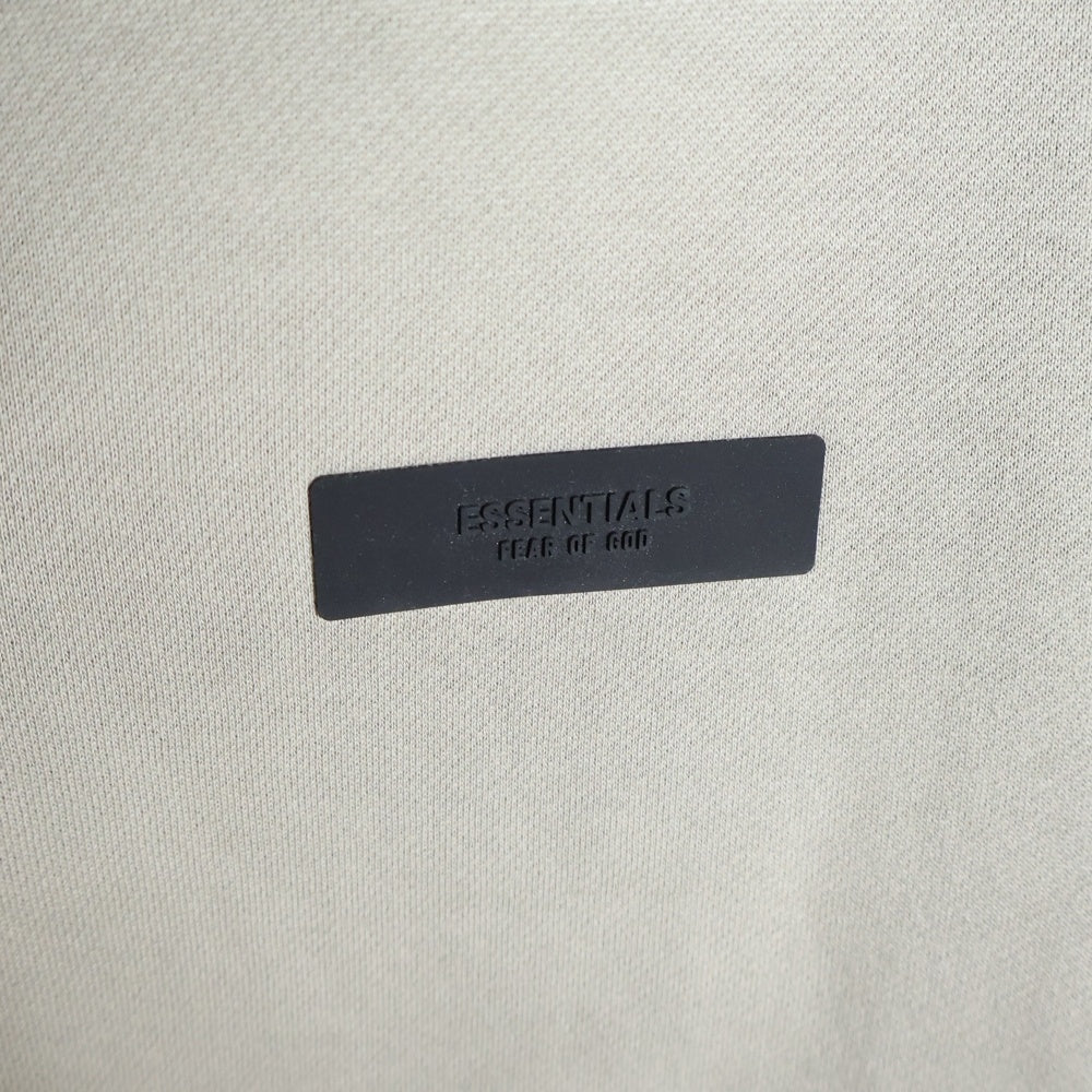 FEAR OF GOD ESSENTIALS(フィアオブゴッド エッセンシャルズ) HOODIE ラバーロゴ プルオーバースウェットパーカー フーディー ベージュ