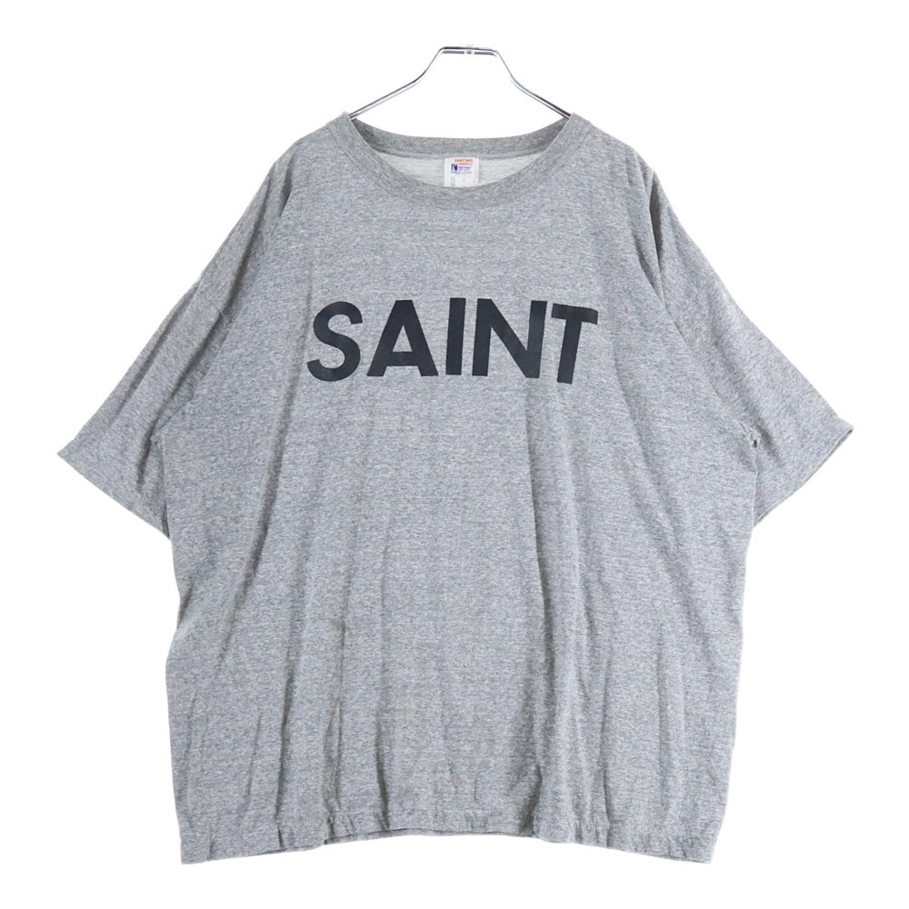 SAINT MICHAEL(セントマイケル) 25SS SS TEE SAINT ロゴプリント 半袖Tシャツ グレー SM-HR8-0000-087