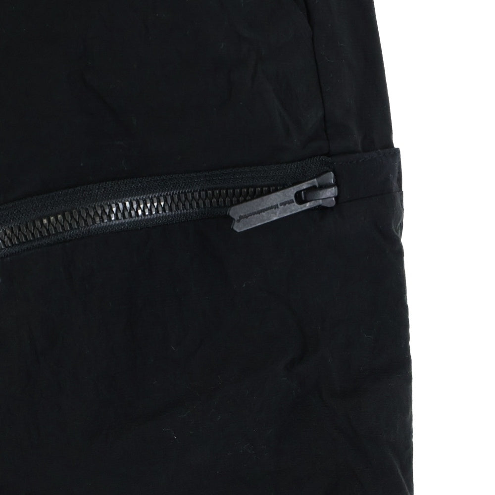 White Mountaineering(ホワイトマウンテニアリング) 25SS MOTERCYCLE PANTS モーターサイクル フロント ジップ ポケット パンツ ブラック BK2571401