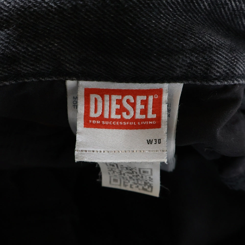 DIESEL(ディーゼル) 2001 D-MACRO リラックス フィット ウォッシュド デニムパンツ ブラック A12821