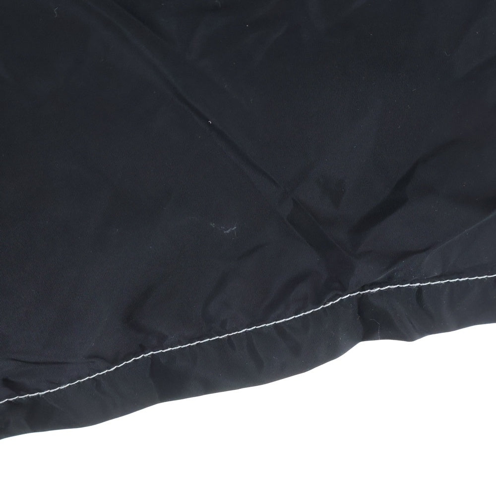 PRADA(プラダ) トライアングルロゴ ナイロンショートパンツ ハーフパンツ ブラック UB333 S221 1WQ9