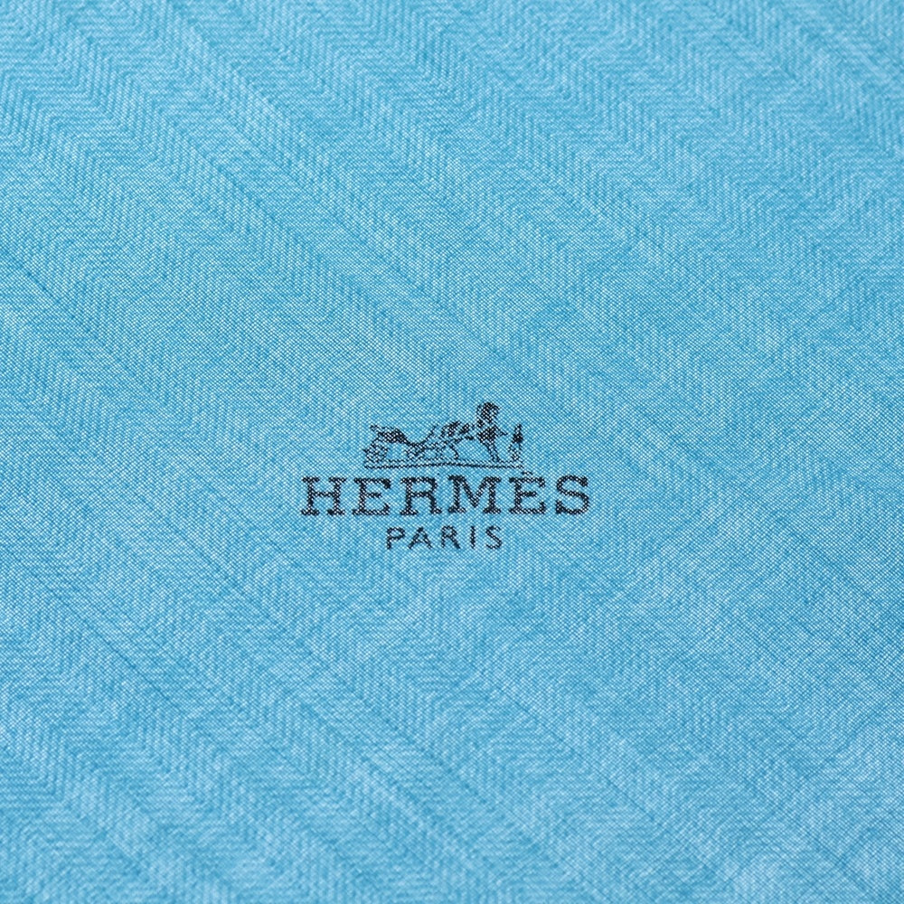 HERMES(エルメス) トライアングル カシミア混 シルクスカーフ ブルー レディース