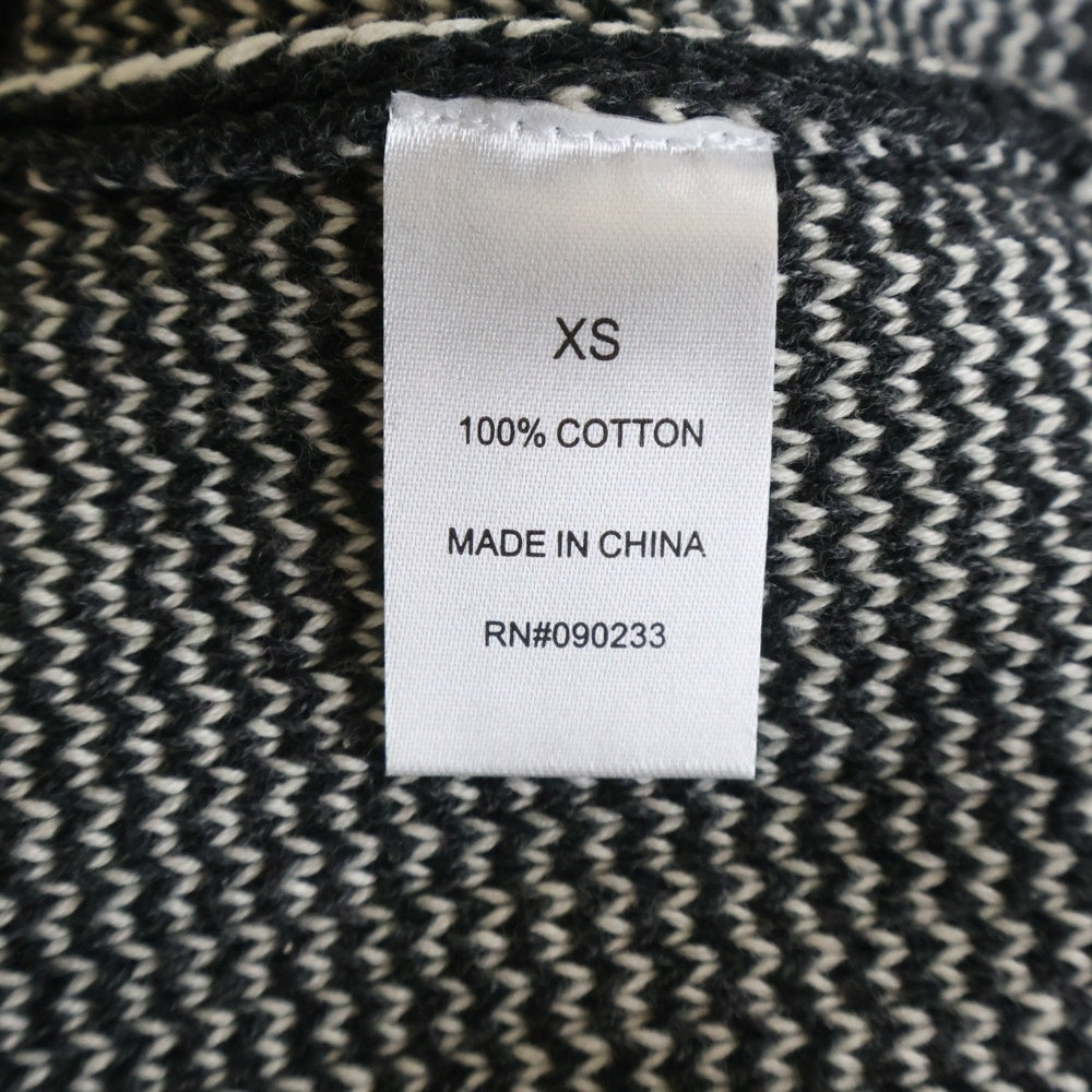 FEAR OF GOD ESSENTIALS(フィアオブゴッド エッセンシャルズ) KNIT SWEATER ロゴプリント クルーネックニットセーター グレー