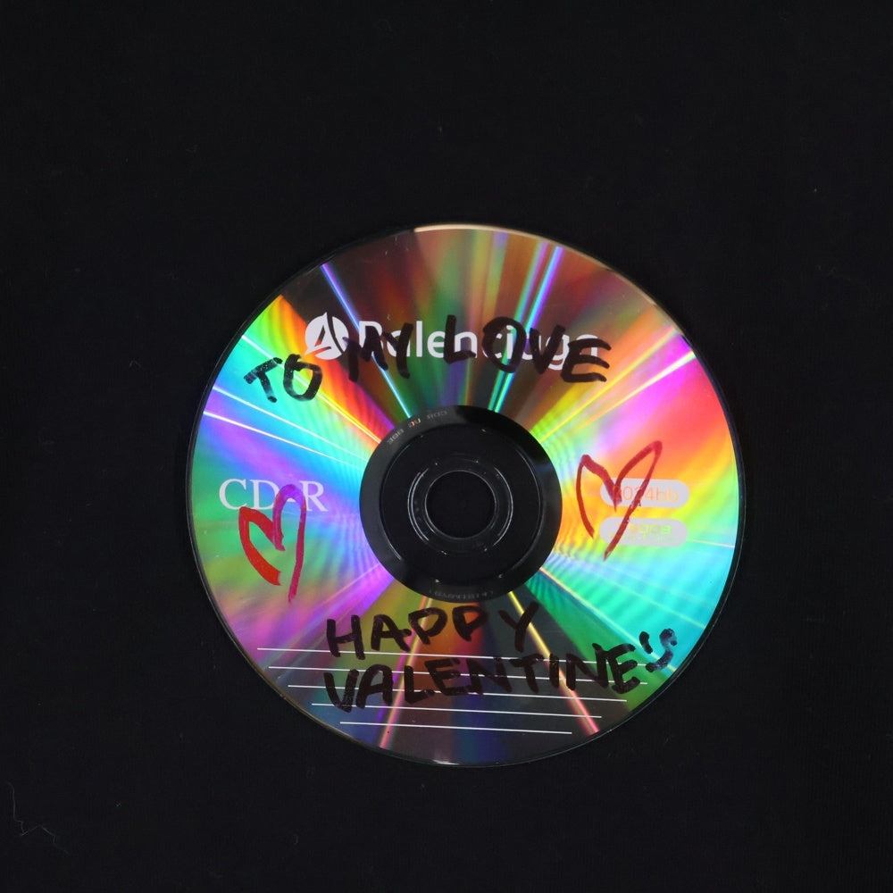 BALENCIAGA(バレンシアガ) To My Love Happy Valentine T-Shirt CD バレンタイン ダメージ加工 半袖Tシャツ ブラック 764235 TQVE4