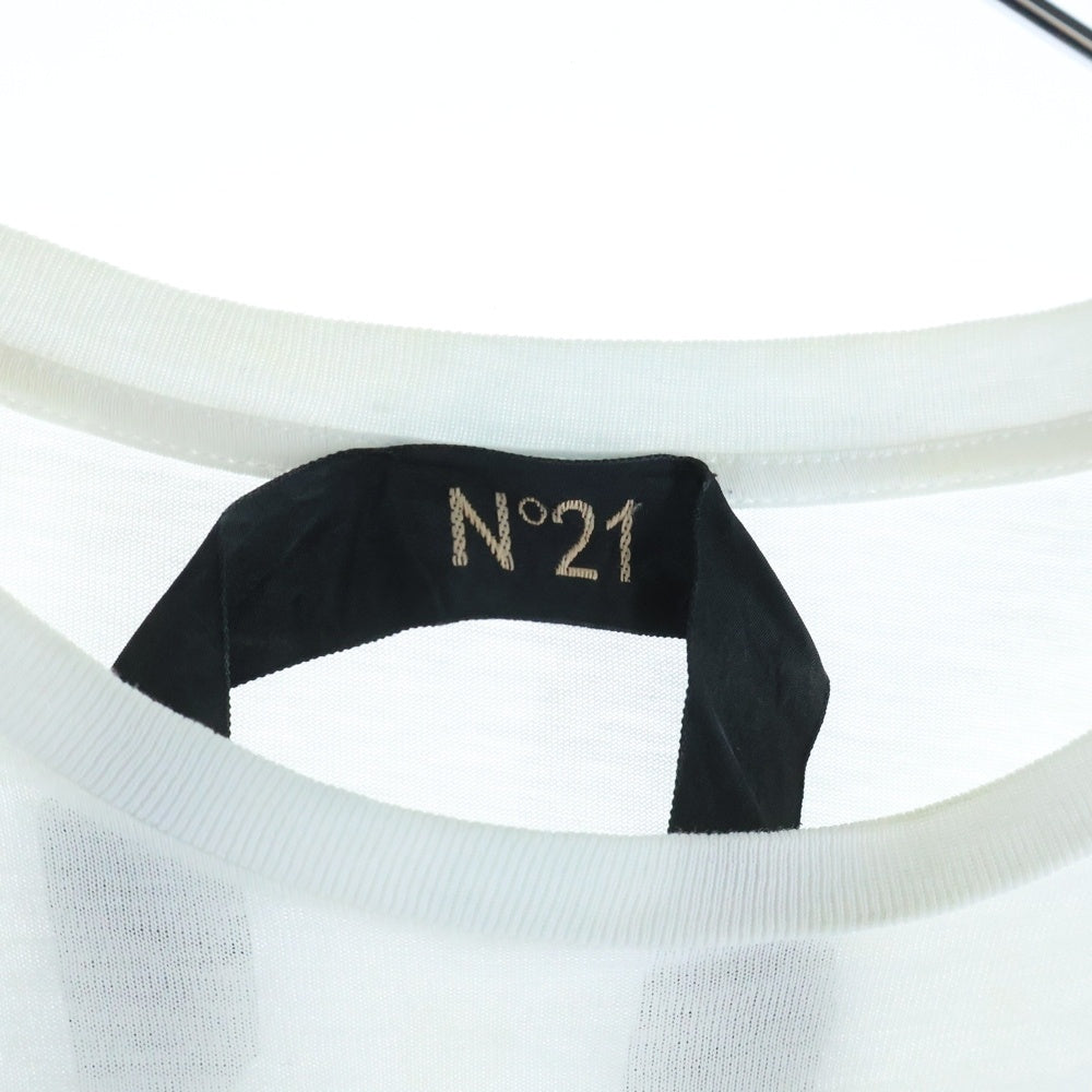 N21 numero ventuno(ヌメロ ヴェントゥーノ) フォトパッチ ルーネック 半袖Tシャツ カットソー ホワイト P18IN1M F0246333