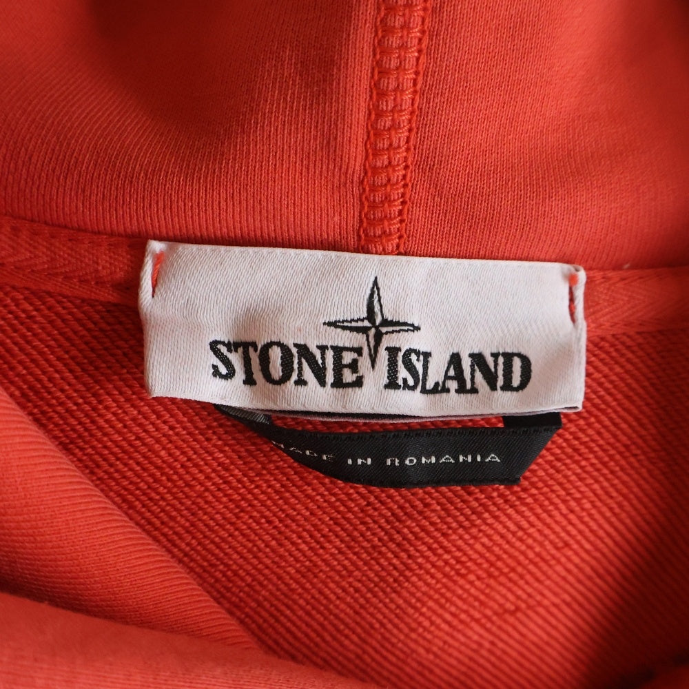 STONE ISLAND(ストーンアイランド) Hoodie ロゴワッペン プルオーバースウェットパーカー フーディー オレンジ 701562851
