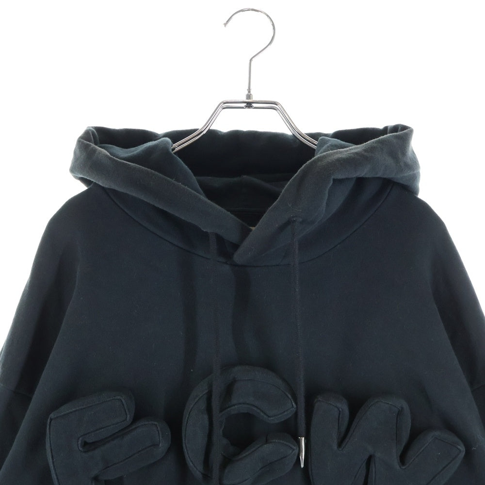 Feng Chen Wang(フェン チェン ワン) 3D FCW HOODIE フロントロゴ プルオーバースウェットパーカー フーディ ブラック FF12HOO410B